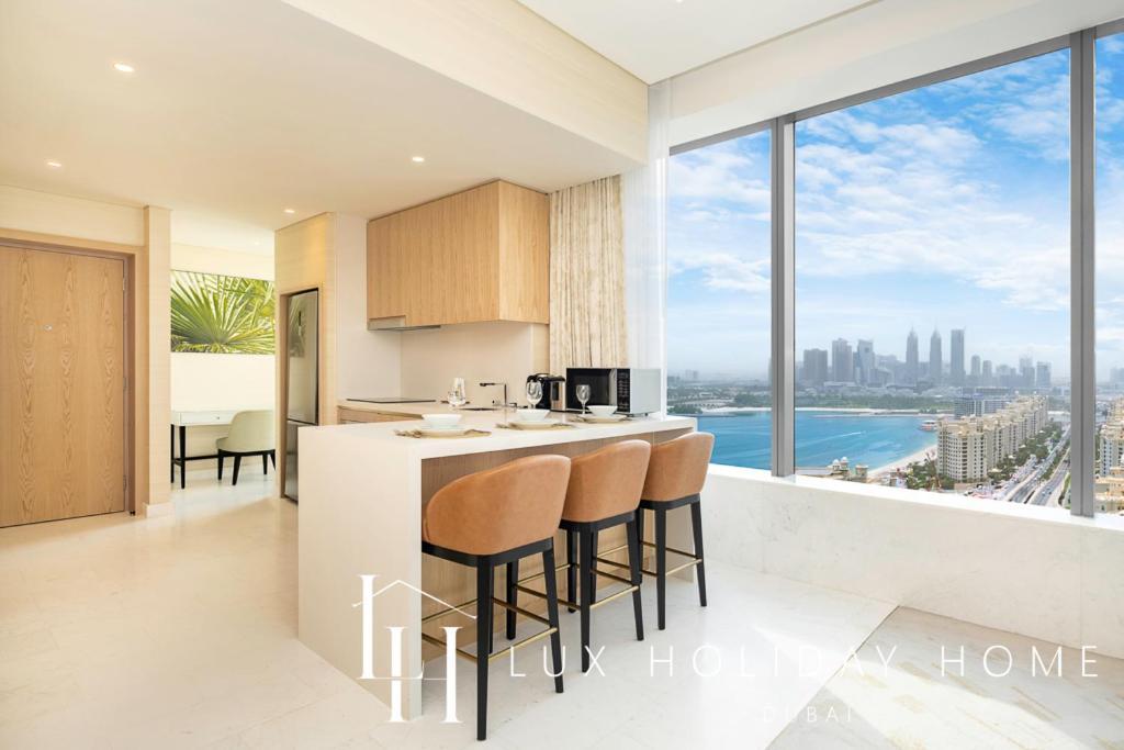 Lux Iconic Views At The Palm Tower Suite 2 Dubái Exterior foto